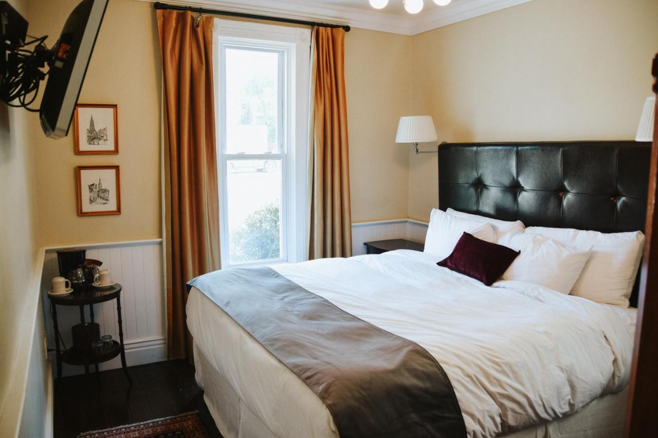 Dickson Street Inn Фейетвилл Экстерьер фото